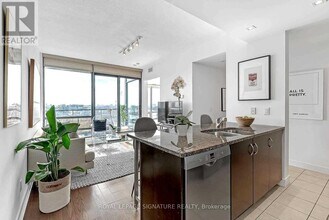 438-1438 King St W in Toronto, ON - Building Photo - Building Photo