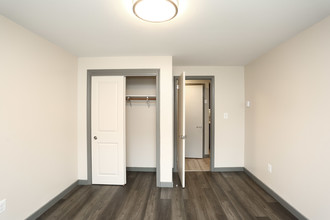 Candlewood Apartments in New Britain, CT - Building Photo - Interior Photo