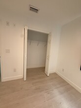 4724 W Tambay Ave in Tampa, FL - Foto de edificio - Building Photo