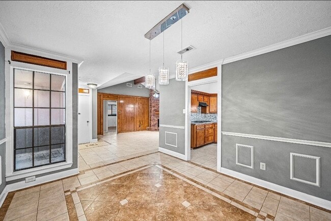 22018 Silver Lode Dr