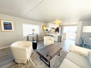 2466 3rd Ave E in Port Orchard, WA - Building Photo - Building Photo