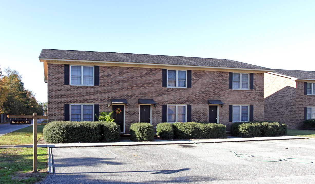 Hackberry Apartments in Sumter, SC - Building Photo