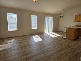 2854 Deaun Ave in Twin Falls, ID - Building Photo