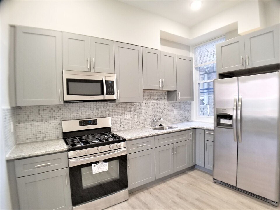 1831 N 22nd St in Philadelphia, PA - Building Photo