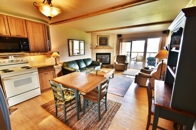Lake Dillon Condos 203 Lk in Dillon, CO - Building Photo - Building Photo