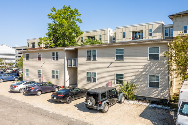 The Vue @ 322 in Tallahassee, FL - Foto de edificio - Building Photo