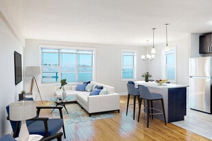 Harbor Terrace Apartments in Perth Amboy, NJ - Building Photo