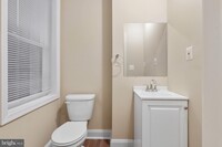 2124 E Hoffman St photo'