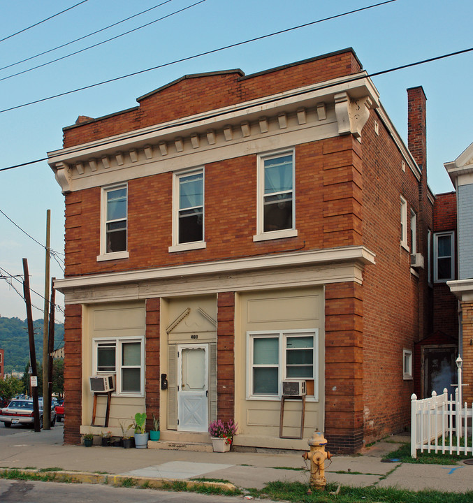 121 Adela Ave in Ludlow, KY - Building Photo