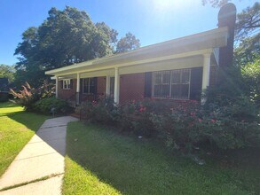 991 Upper Kingston Rd in Prattville, AL - Building Photo - Building Photo