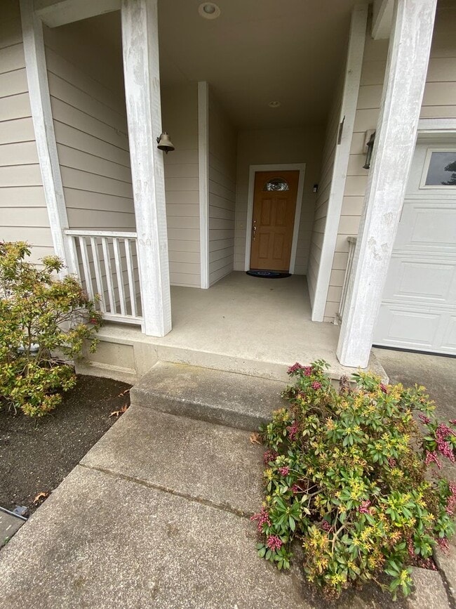 615 Darby Dr in Bellingham, WA - Building Photo - Building Photo