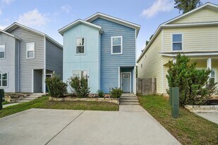 16918 Glenheath St in Montgomery, TX - Building Photo