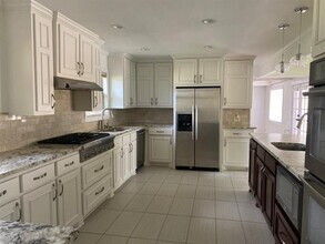 13038 Copenhill Rd in Dallas, TX - Building Photo - Building Photo