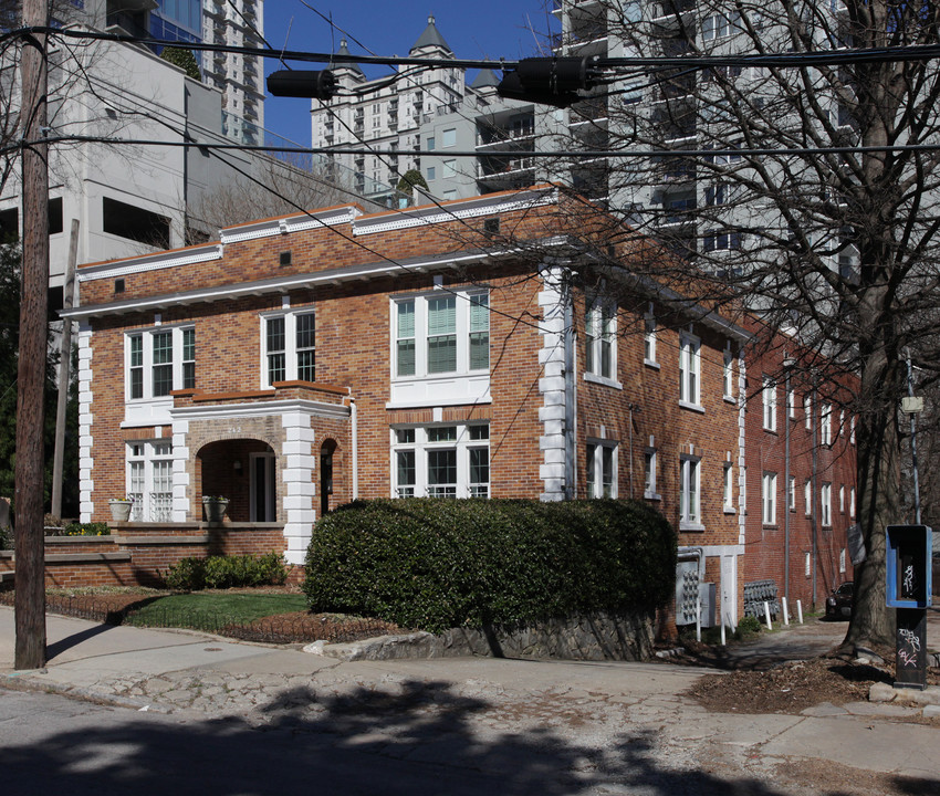 242 12th St NE in Atlanta, GA - Building Photo