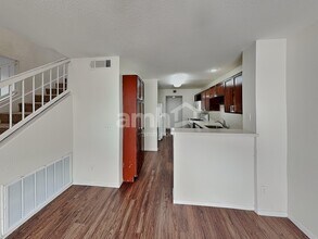 7636 Connemara Ave in Las Vegas, NV - Building Photo - Building Photo