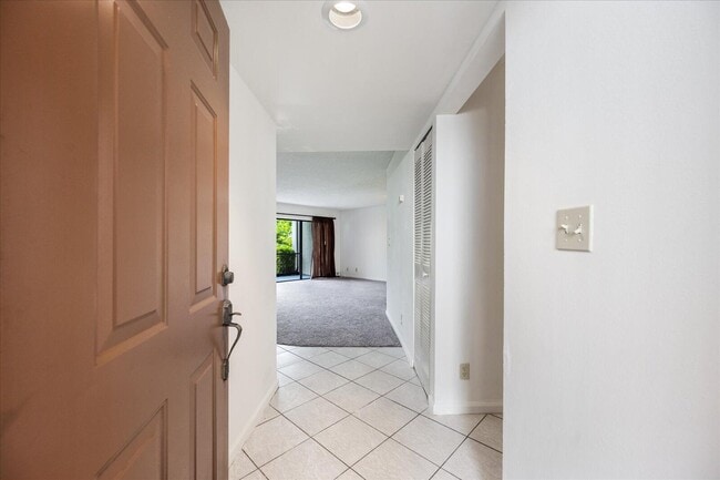 12692 Shoreline Dr in Wellington, FL - Building Photo - Building Photo