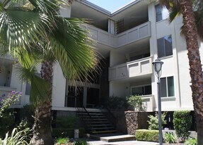 1458 Hudson St in Redwood City, CA - Building Photo