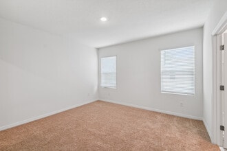 7853 Oak Reflection Lp in Davenport, FL - Building Photo - Building Photo