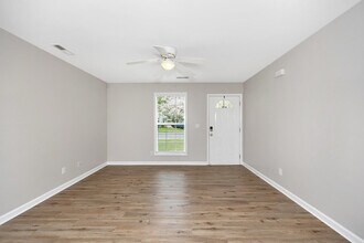 800 Linwood Dr NW in Huntsville, AL - Building Photo - Building Photo