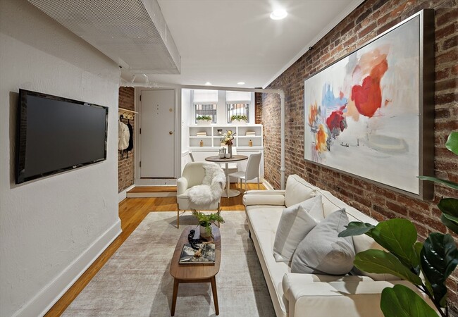 property at 76 Phillips St