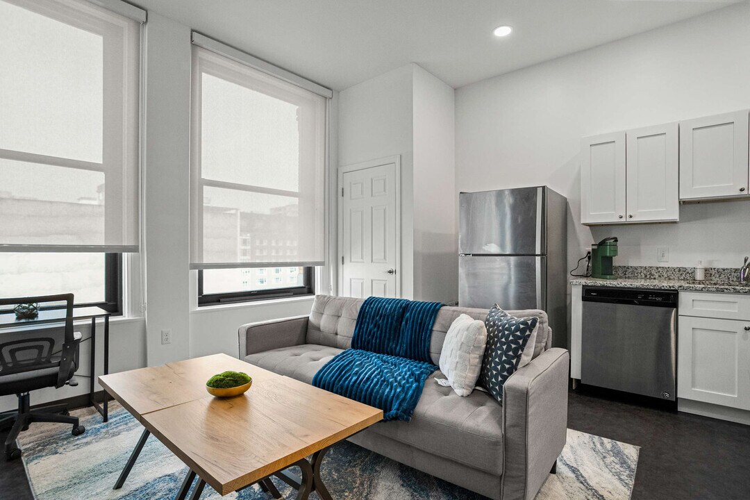 209 9th St in Pittsburgh, PA - Building Photo