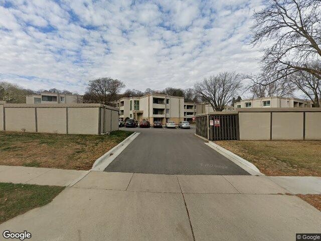 property at 1931 Viking Dr NW