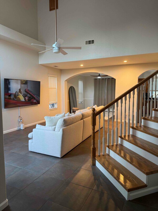 220 Lake Dr in Lemoore, CA - Building Photo - Building Photo