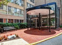 4970 Battery Ln in Bethesda, MD - Building Photo - Building Photo