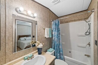 Sizemore Mobile Home Park in Opelika, AL - Foto de edificio - Building Photo