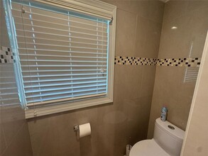 6765 Lisa Ln in Atlanta, GA - Building Photo - Building Photo