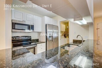1003 Kingswood Dr in Chapel Hill, NC - Building Photo - Building Photo