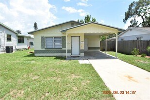 5124 18th Ave N in St. Petersburg, FL - Building Photo
