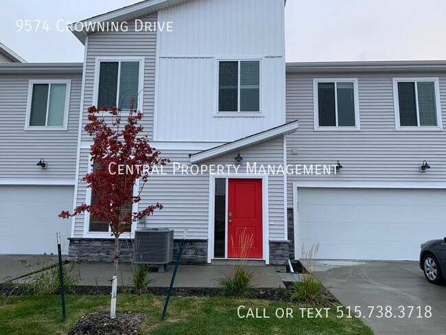 9574 Crowning Dr in West Des Moines, IA - Foto de edificio - Building Photo