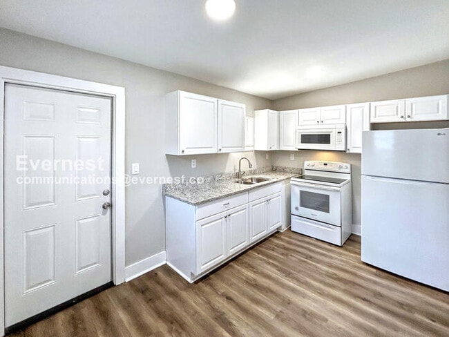 1308 Melrose Ave S in St. Petersburg, FL - Foto de edificio - Building Photo