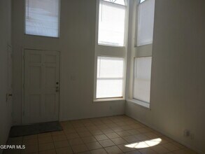 5804 River Hollow Ct in El Paso, TX - Building Photo - Building Photo