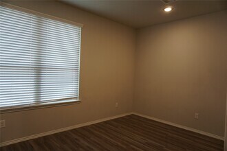 10197 Barberry St in Willis, TX - Building Photo - Building Photo