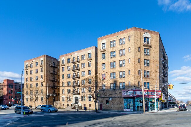 735 Mace in Bronx, NY - Building Photo - Building Photo