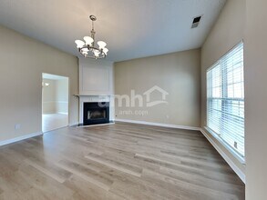 214 Clay Thorn Ct in Greer, SC - Building Photo - Building Photo