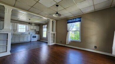 200 Hamilton St in Johnson City, TN - Building Photo - Building Photo