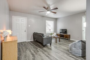 Eureka Village in Denton, TX - Building Photo