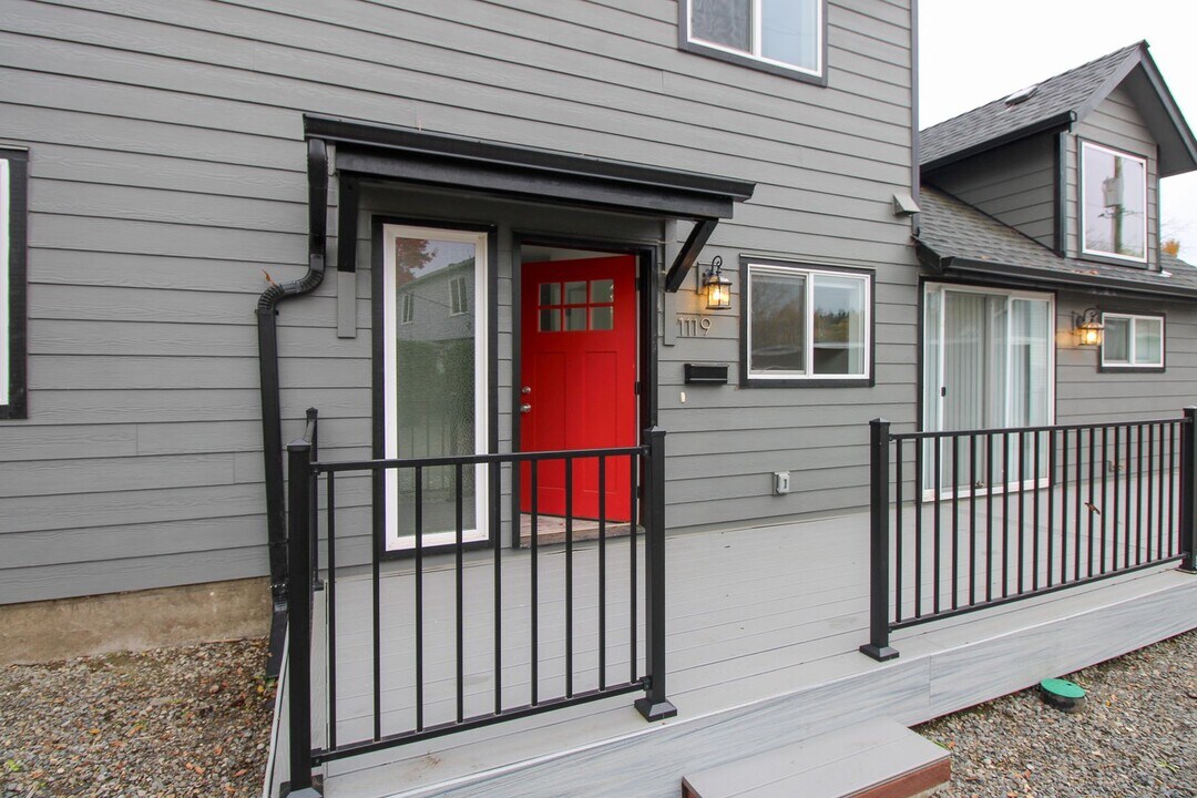 1117-1119 6th St NW in Salem, OR - Building Photo