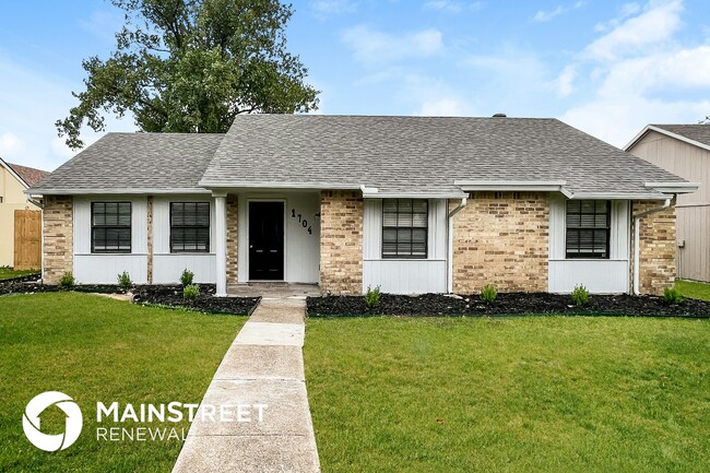 property at 1704 Panola Dr
