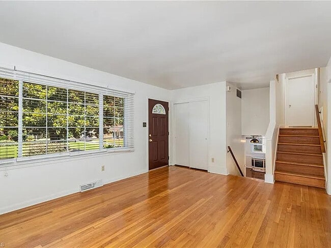 3305 Woodlea Dr in Greensboro, NC - Building Photo - Building Photo