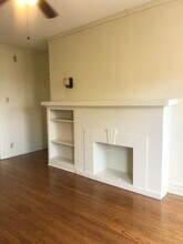 4416 N Ashland Ave, Unit 3E in Chicago, IL - Building Photo - Building Photo