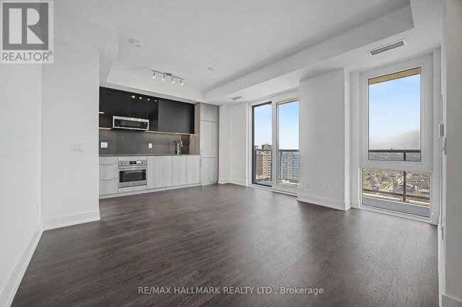 308 Jarvis St in Toronto, ON - Building Photo - Building Photo