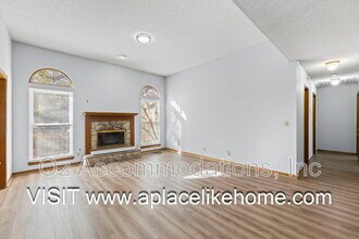 15306 Riley St in Overland Park, KS - Building Photo - Building Photo