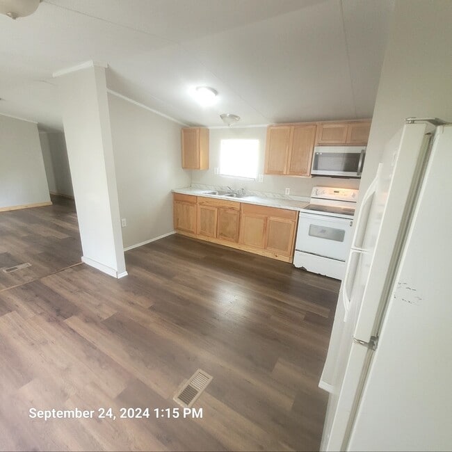 950 Palmetto Ave in Baldwin, FL - Building Photo - Building Photo