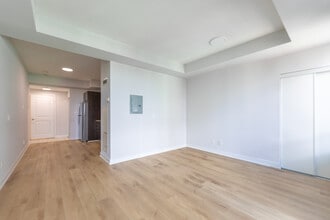 220 Redpath Ave in Toronto, ON - Building Photo - Building Photo