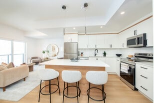 Breeze Nouveau in St. Albert, AB - Building Photo