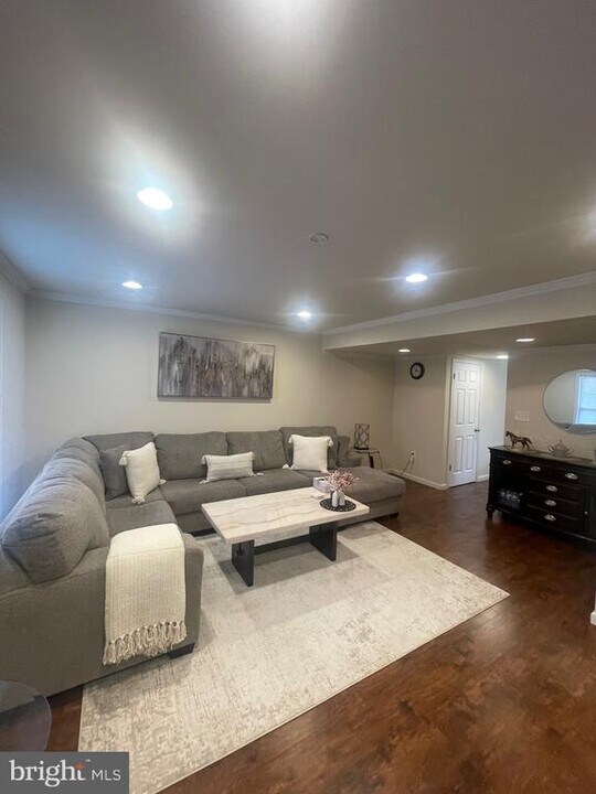 8950 Continental Pl in Hyattsville, MD - Building Photo